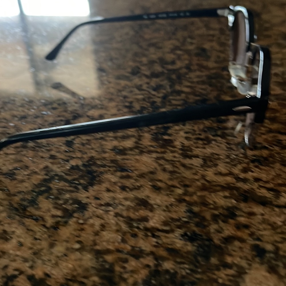 Ray-Ban sunglasses - Picture 4 of 4